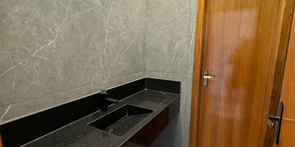 WhatsApp Image 2025-08-25 at 18.56.48 (2)