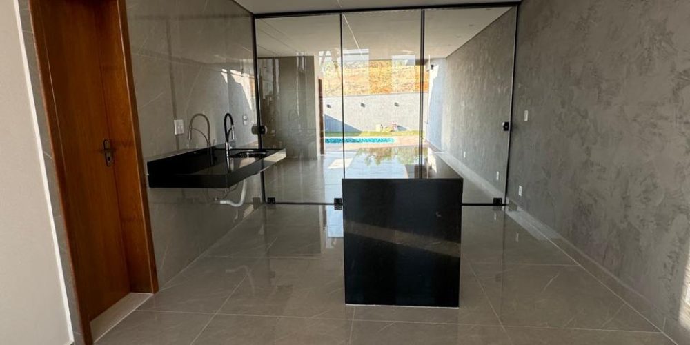 WhatsApp Image 2025-08-25 at 18.56.50 (1)