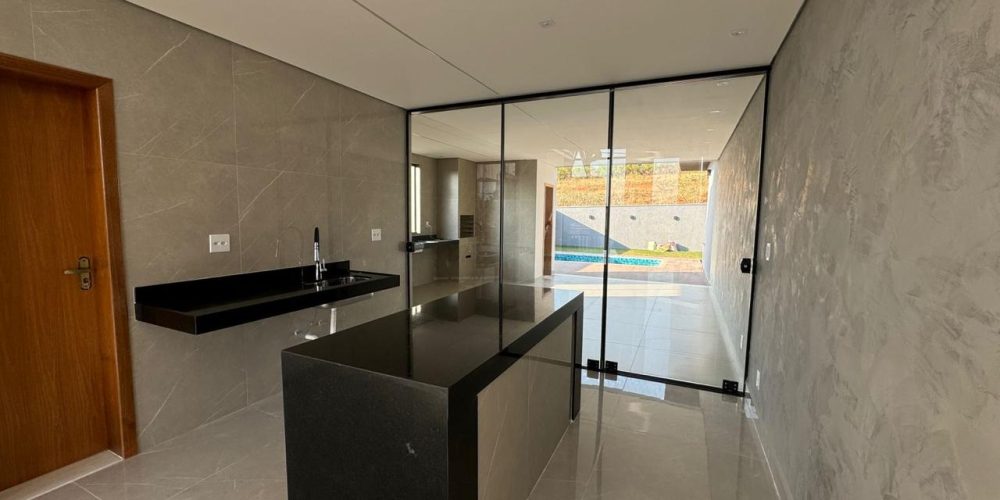 WhatsApp Image 2025-08-25 at 18.56.50