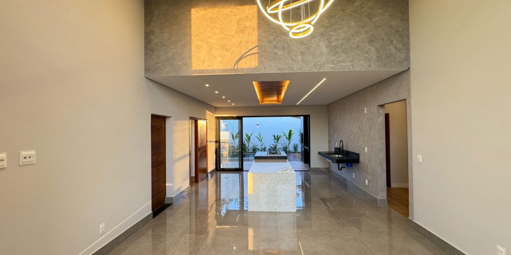 WhatsApp Image 2025-08-25 at 19.26.42 (2)