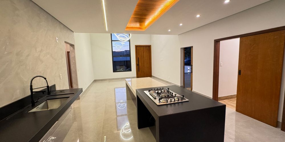 WhatsApp Image 2025-08-25 at 19.26.42 (3)